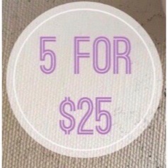 SOLD on Ⓜ️❤️Classy Ruffle Hem Black skirt❤️ - Picture 3 of 6